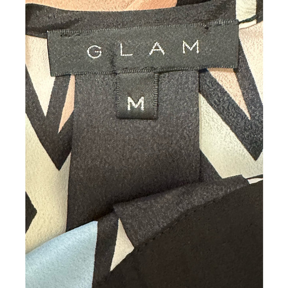 Glam black pink geometric print short sleeves blouse size Medium - Picture 3 of 8